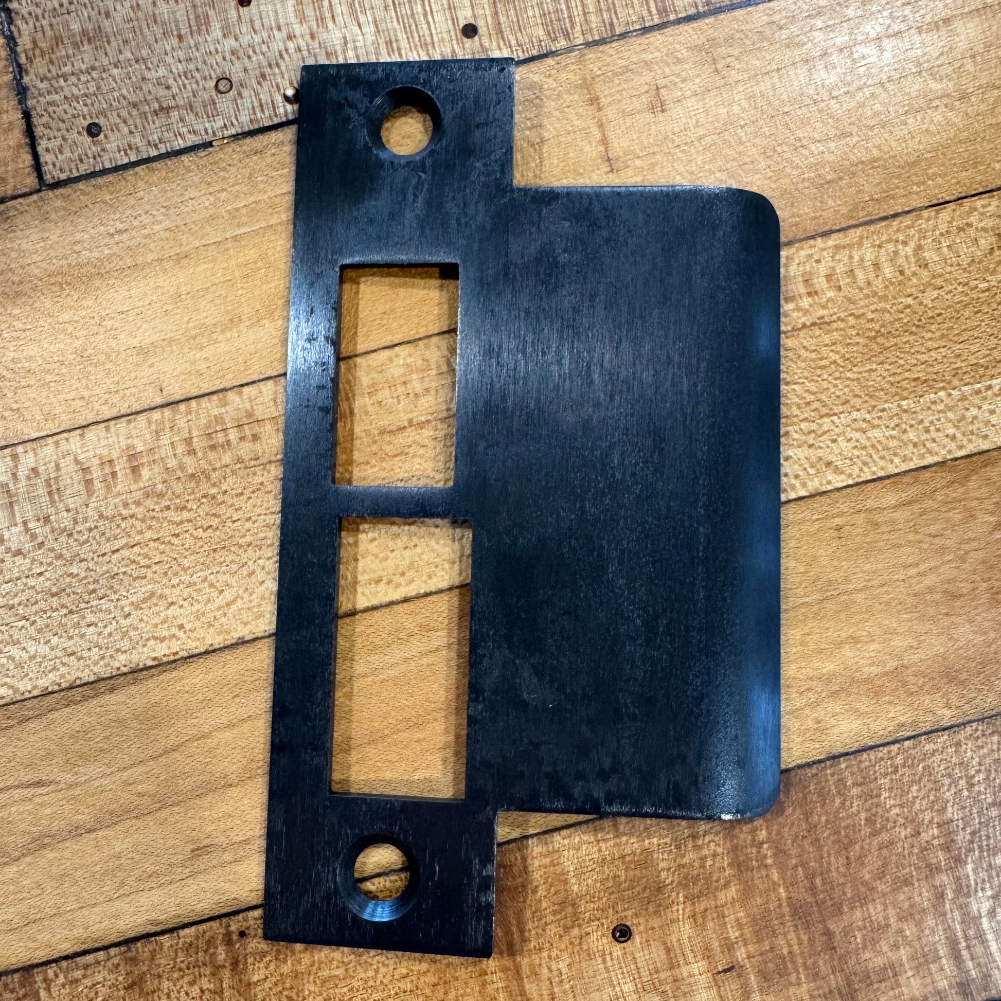 Extended Strike Plate for Accurate 9167 Mortise Lock - Right Hand Strike; 1-5/8" lip-to-center
