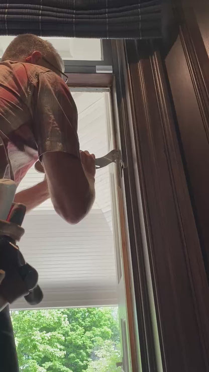 Kerfing Saw for Interlocking Weatherstripping