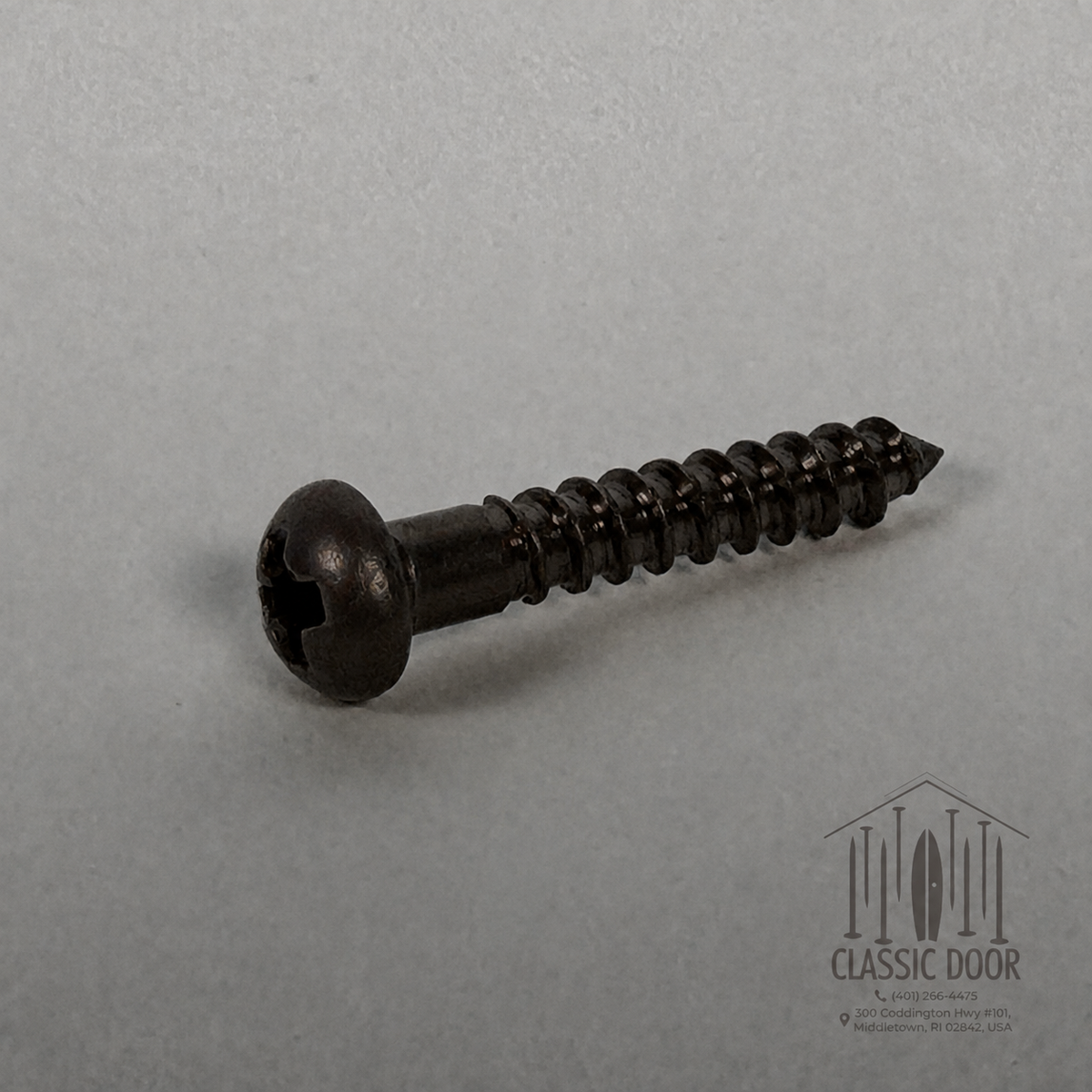 Oil-rubbed bronze round head Phillips solid brass wood screw